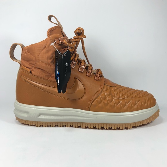 nike womens duckboot